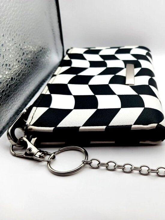 unknown Other - Black + White Skater Checkered Long Wallet + Metal Chain